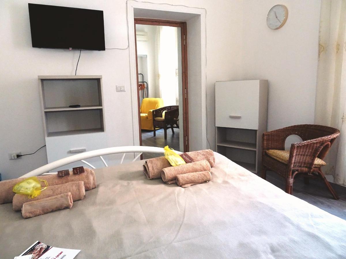 Bed & Breakfast A Capua Adiacente Al Duomo - Il Vicolo Exterior photo