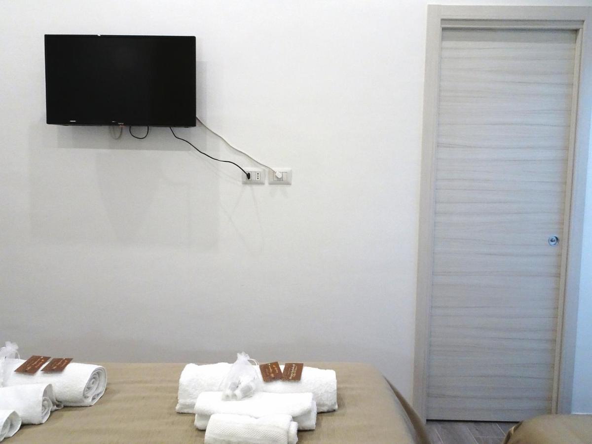 Bed & Breakfast A Capua Adiacente Al Duomo - Il Vicolo Exterior photo